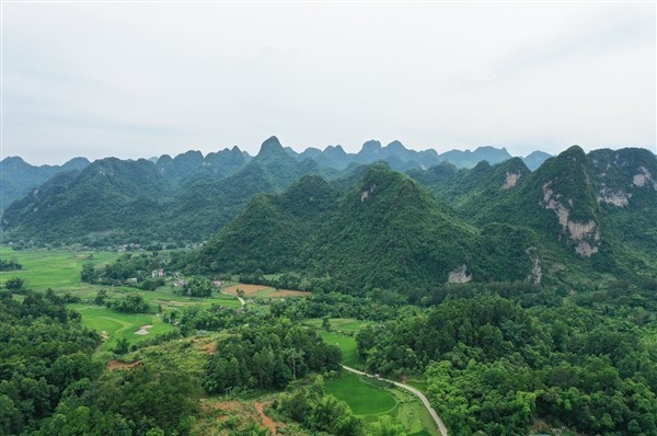 Vùng núi Lam Sơn, xã Hồng Việt (Hòa An) - nơi Xưởng quân khí Lê Tổ hoạt động. Ảnh: Thế Vĩnh